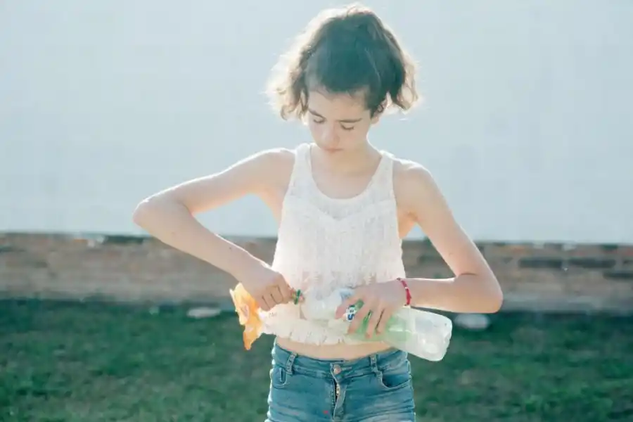 Educando a los niños en el reciclaje