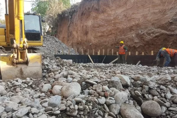 La Provincia invierte $ 14 millones en obras hídricas para Cebil Redondo