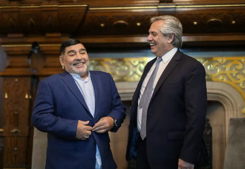 El Presidente, sobre los 60 de Maradona: los argentinos le debemos muchos momentos de felicidad