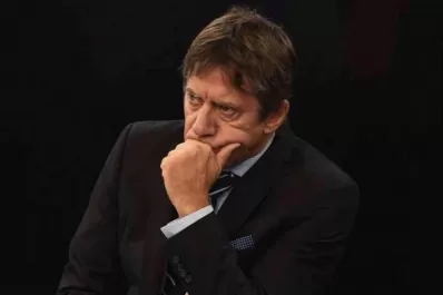 Alfaro está alineado verticalmente con el Gobierno”, respondió Bussi