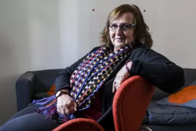 Entrevista a Clara Obligado: “Ver el propio país desde lejos enseña mucho”