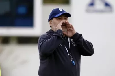 Estamos contentos con la recuperación de Maradona, dijo el presidente de Gimnasia