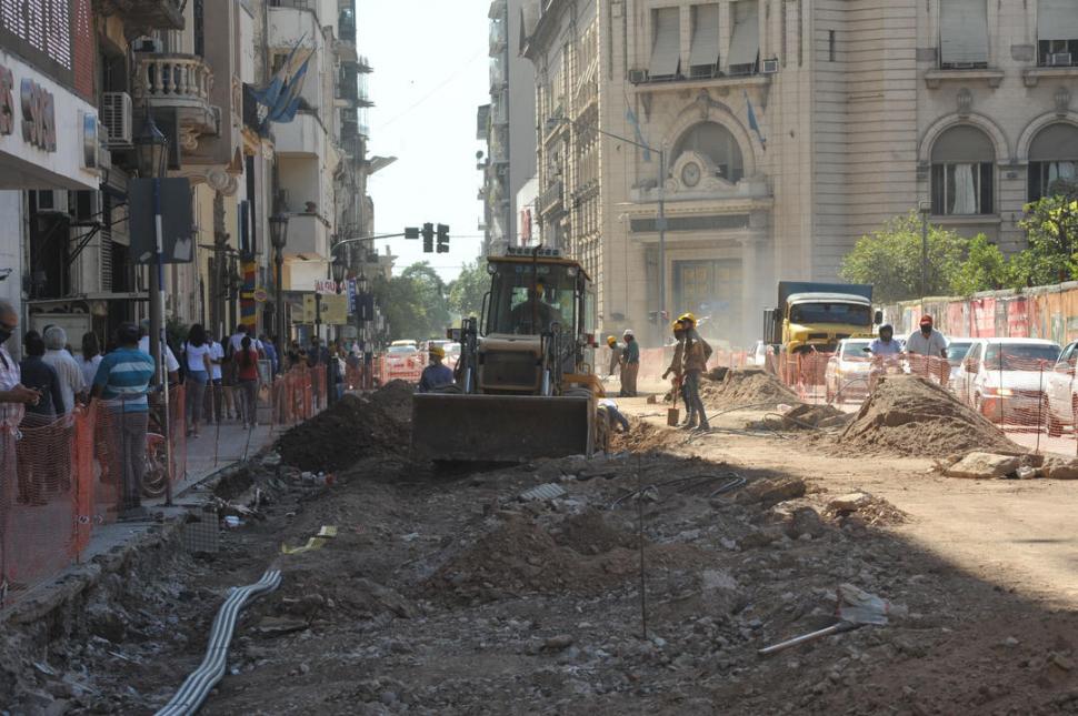 SAN MARTÍN. Las obras contemplan el replanteo de algunos tendidos de cables subterráneos.