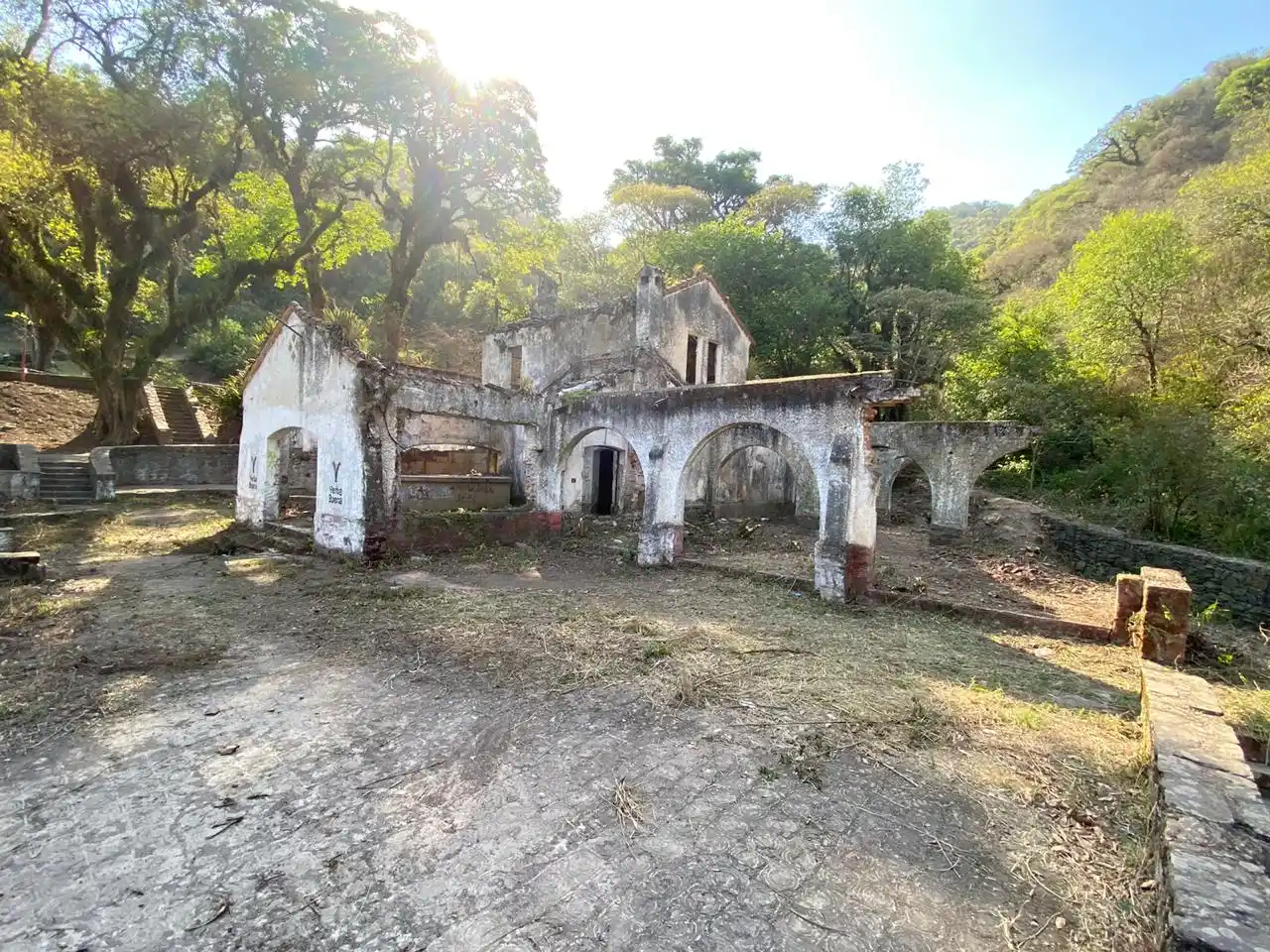 Esta semana se comenzaron tareas de desmalezamiento en la propiedad, patrimonio de la provincia.