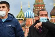 Mientras espera su vacuna, Rusia batió récord de contagios de covid-19 en un día