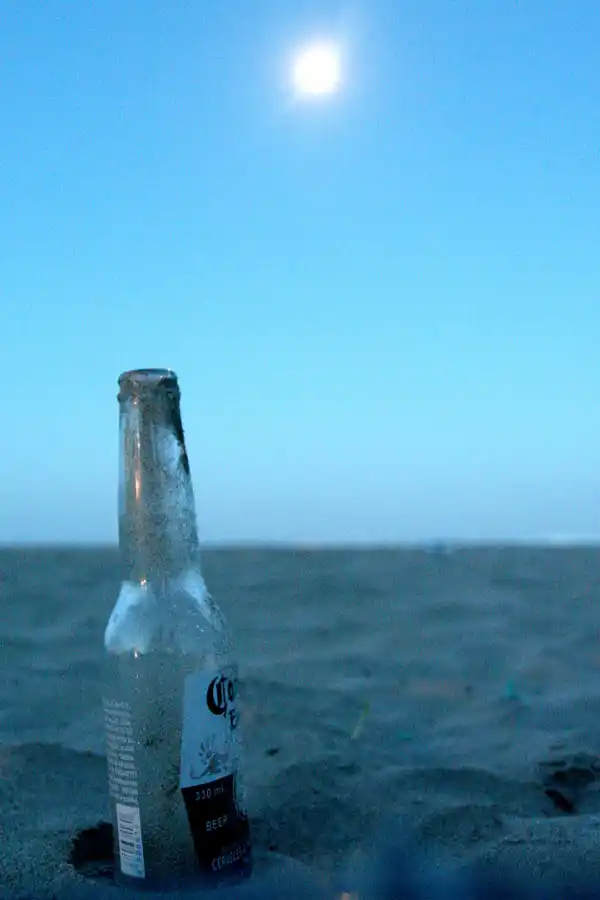 ATARDECERES MEMORABLES. La puesta del sol en el agua conmueve como un espectáculo natural de una hermosa belleza.