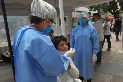 Tucumán registró siete nuevas muertes de covid-19 y sumó 412 casos