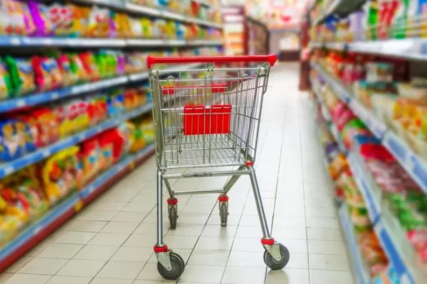 Proponen que los municipios intercedan en el control de precios de productos esenciales