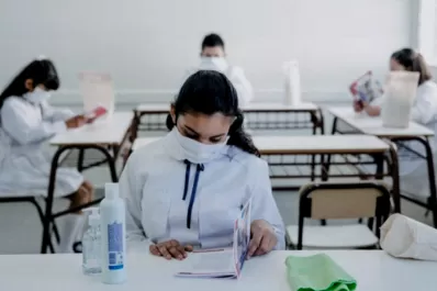 Berarducci dijo que el sistema educativo produce pobres y en el Ministerio le pidieron respeto