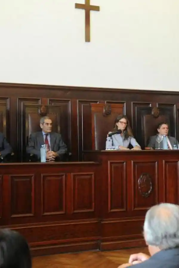 LA CORTE SUPREMA DE TUCUMÁN. Los vocales Leiva, Estofán, Sbdar, Posse y Rodríguez Campos en un acto. la gaceta / foto de archivo