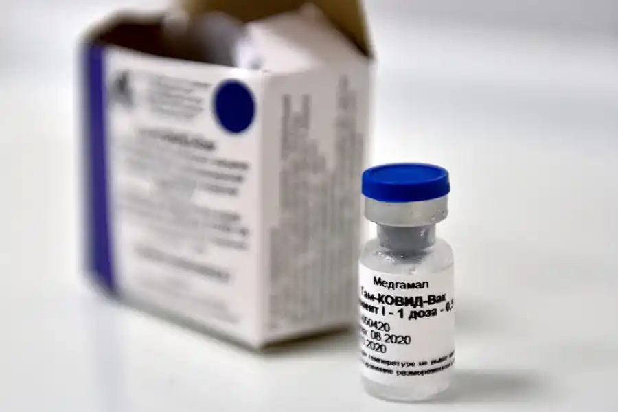 ANTÍDOTO. Sputnik, la vacuna de origen ruso que utiliza adenovirus humano. Foto de TÉLAM