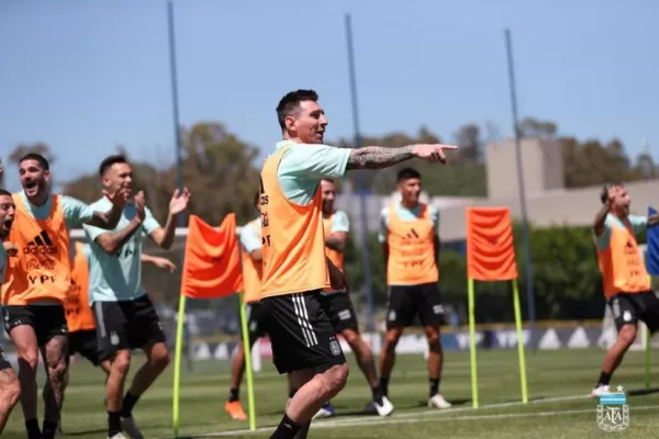 Por varios motivos, la Selección tiene un viaje complicado a Perú