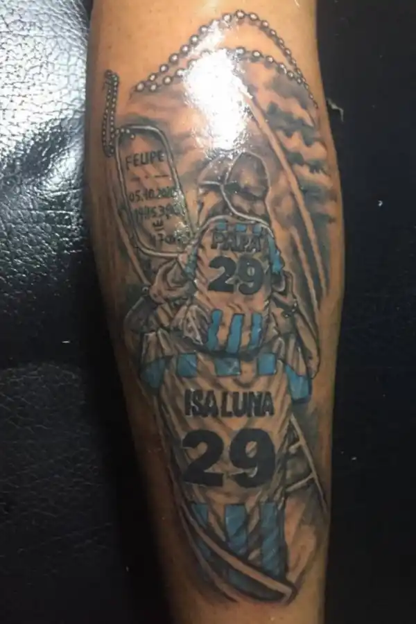 El brazo de Kevin Isa Luna con su nuevo tatuaje.