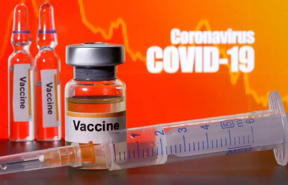 CARRERA CIENTÍFICA. Unos 320 laboratorios de todo el mundo desarrollan vacunas contra la covid-19, de los cuales 11 ingresaron en la etapa final. Reuters