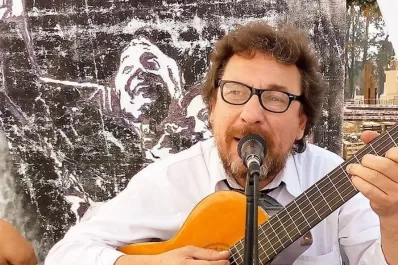 Al aire libre: Julián Morel con tangos en el jardín