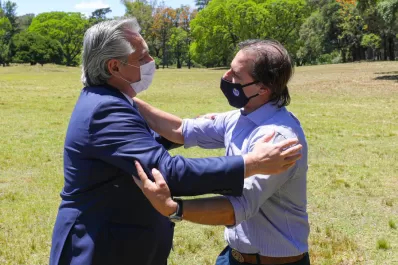 Alberto Fernández almorzó con el presidente de Uruguay en la ciudad de Colonia