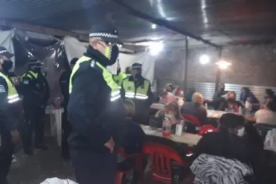 Por ahora, en Tucumán no habrá reuniones sociales