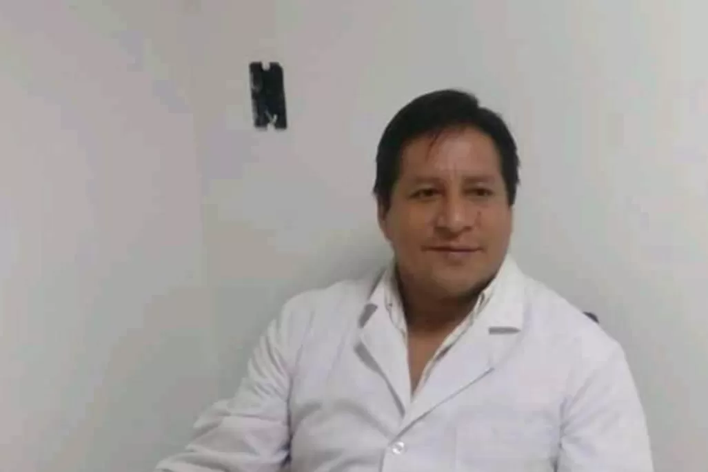 El médico Ricardo Ávalos Chumpitaz murió por coronavirus.