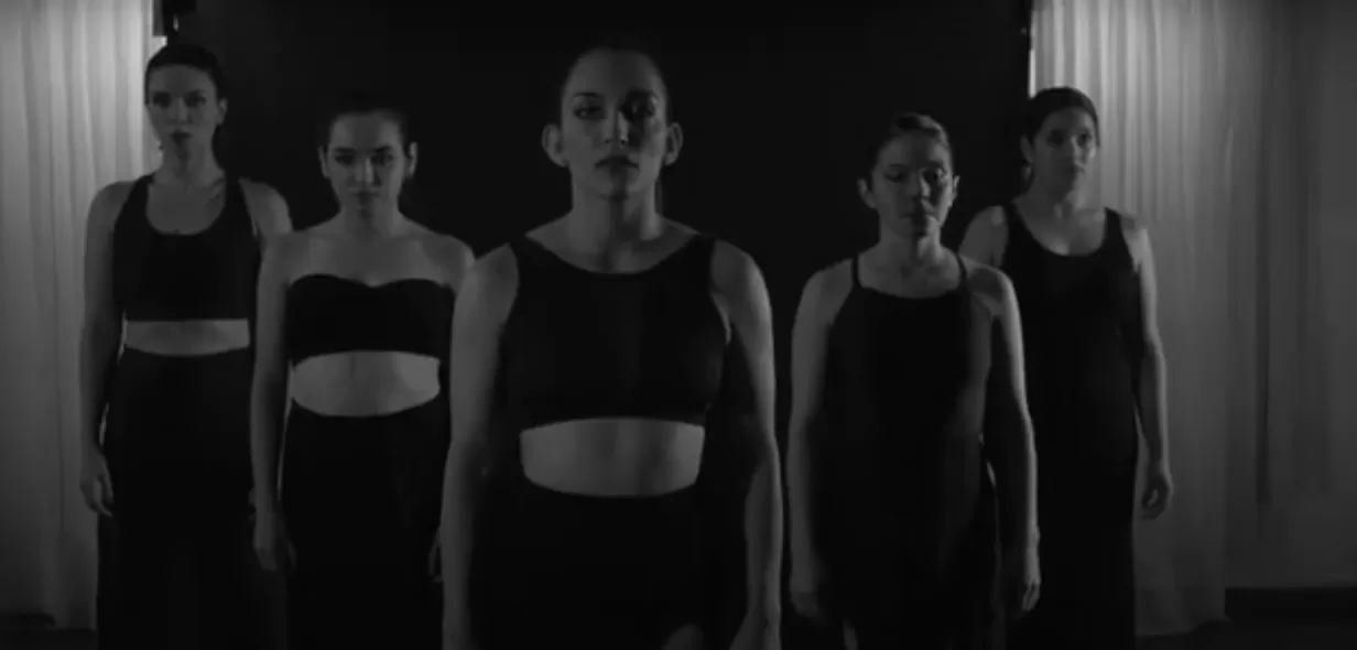 Bailar la lucha: un grupo de mujeres baila para decirle basta a la violencia machista