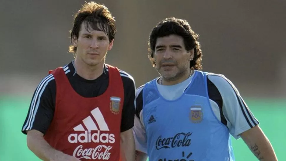 Messi y Maradona, juntos. FOTO ARCHIVO.