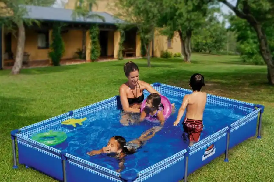 SEGURIDAD. Si tus hijos son muy chicos, elegí las piletas más pequeñas. 