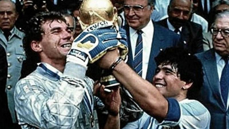 Pumpido, incrédulo ante la muerte de Maradona: "no caigo" - LA GACETA Tucumán