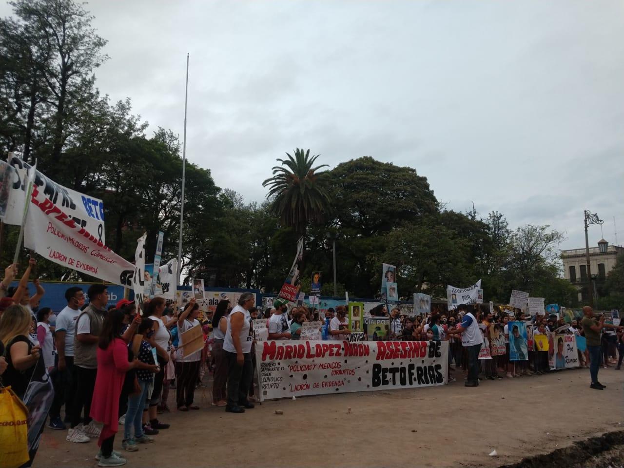 Tucumán duele: familiares de víctimas marchan para pedir justicia y seguridad