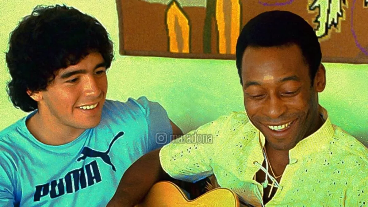 OTROS TIEMPOS. Maradona, quien murió a los 60 años, y Pelé, hoy de 80. Instagram @Maradona