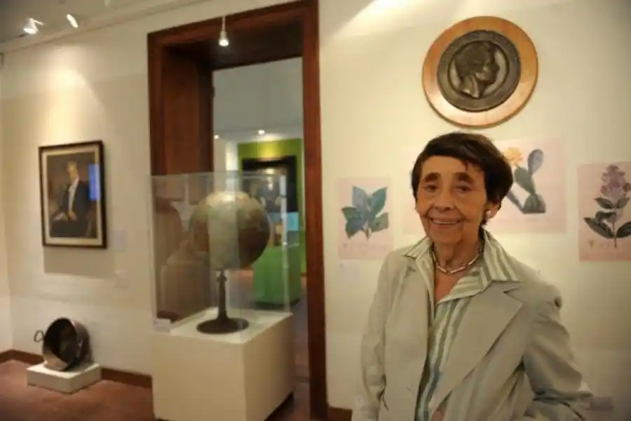  Sara Peña de Bascary, coordinadora.