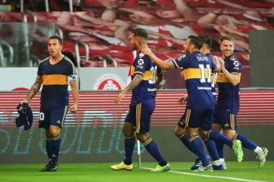 Boca juega esta noche un partido difícil ante Talleres