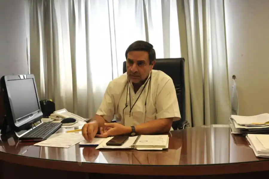 PREPARANDO LA CAMPAÑA. Medina Ruiz dijo que planean vacunar a 300.000 personas en un plazo de 10 días 