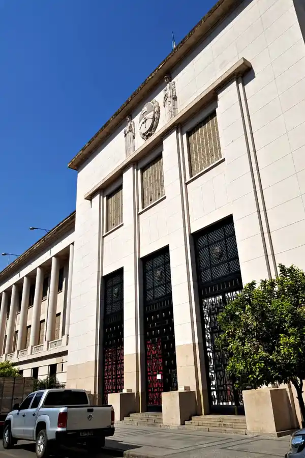 ANALIZANDO LA CAUSA. El caso ya fue informado a los miembros de la Corte Suprema de Justicia. 