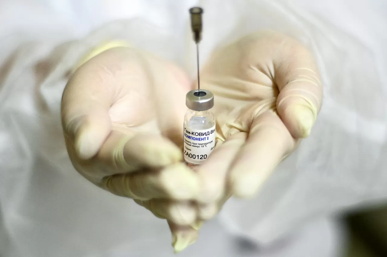 CORONAVIRUS. Rusia comenzó a vacunar a los grupos de riesgo.