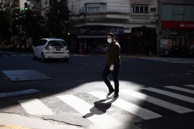 Más de 5.000 casos de coronavirus confirmó hoy la cartera de salud en Argentina