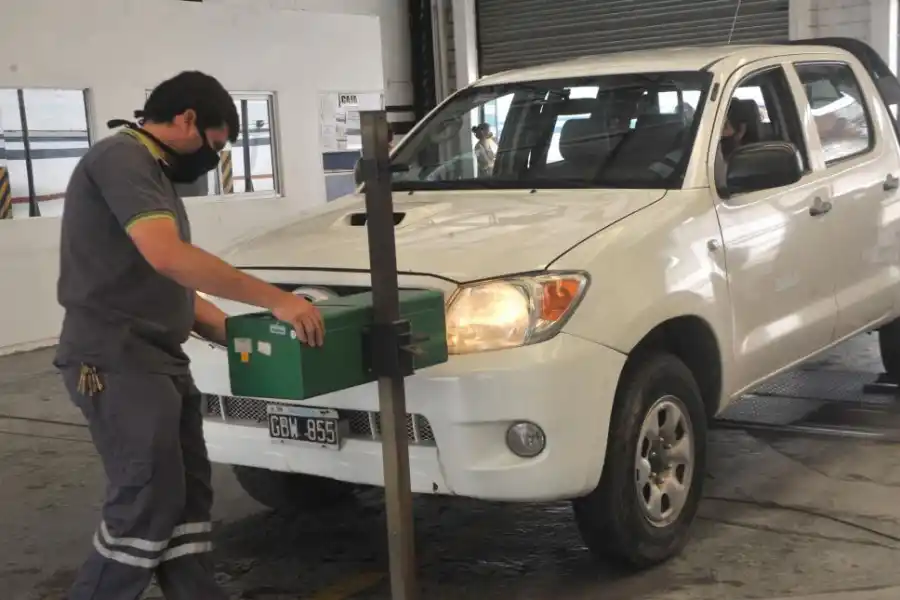 SEGURIDAD. Se exige el buen estado de cubiertas, frenos y tren delantero.