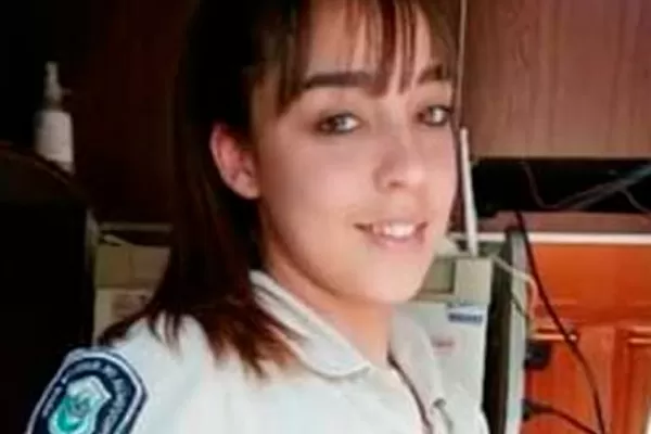 El padre de una policía que se quitó la vida tras la viralización de un video íntimo pidió tomar conciencia