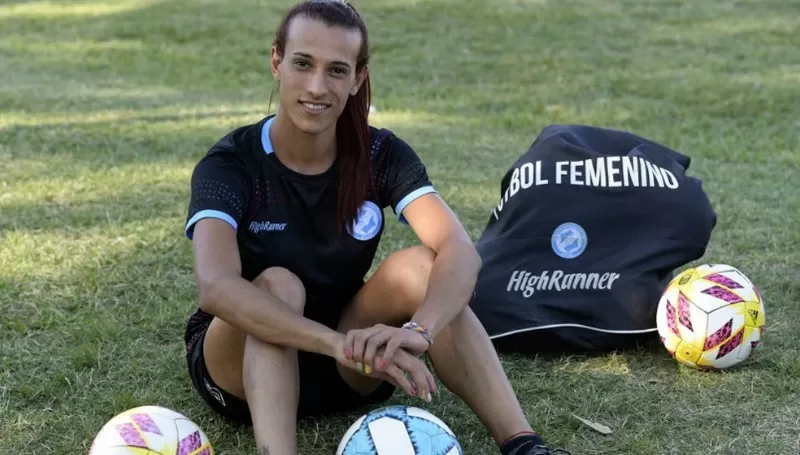 Mara Gómez, la primera jugadora trans en participar de un partido de la Primera División