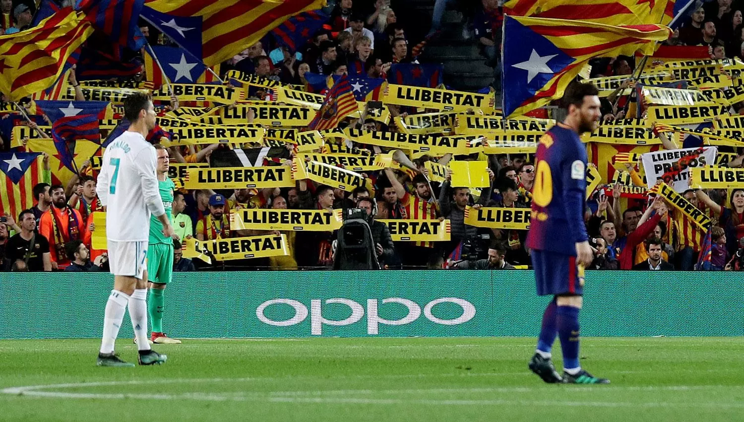 OTROS TIEMPOS. Messi y Cristiano supieron ser los protagonistas principales del derby español. 