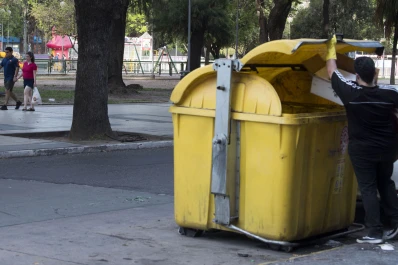 Otro día más sin recolección de residuos: ¿cómo mantener la higiene en la casa?
