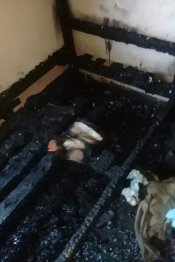 TRAGEDIA. Al asesinato de Luis Espinoza, por parte de policías, se sumó un incendió que devoró todo lo que tenía la familia del trabajador rural.