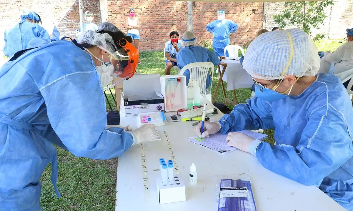 Se mantiene bajo nivel de contagios de coronavirus en Tucumán