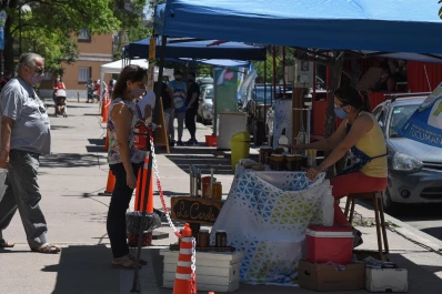 La feria municipal reanudó sus actividades
