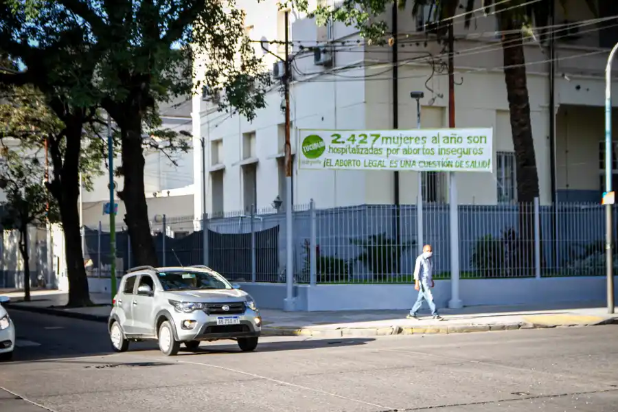 Pusieron pasacalles a favor de la legalización del aborto por toda la ciudad