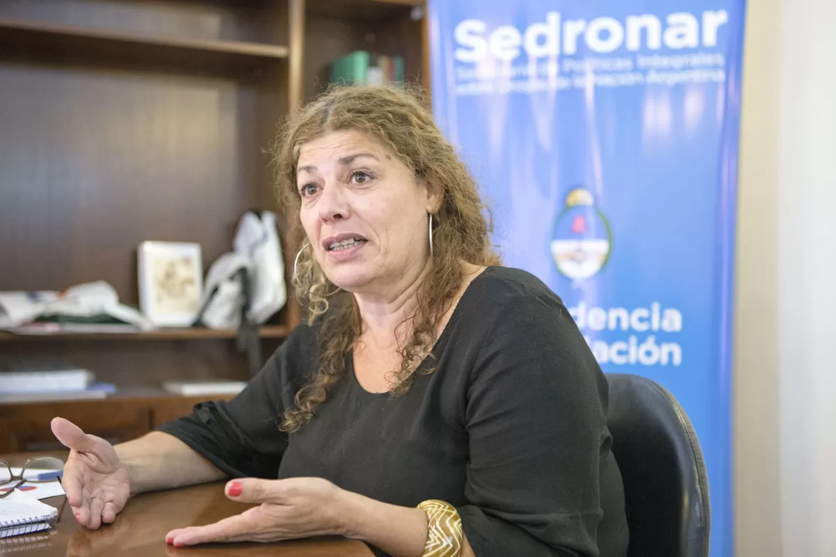 Sedronar. Gabriela Torres mantuvo una reunión con autoridades de Tucumán. FOTO TIEMPO ARGENTINO. 