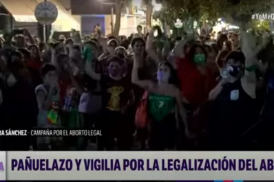 Realizaron una vigilia en la Casa Histórica para apoyar el proyecto de legalización del aborto