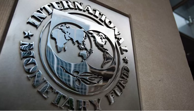 Regresa la misión argentina que negocia los detalles del plan financiero con el FMI