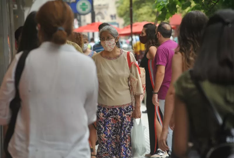 Coronavirus: se confirmaron 5.274 nuevos casos y el país se acerca al millón y medio de contagios