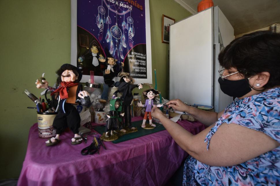 DUENDES. Patricia Liliana Matía da forma a sus sueños de infancia.