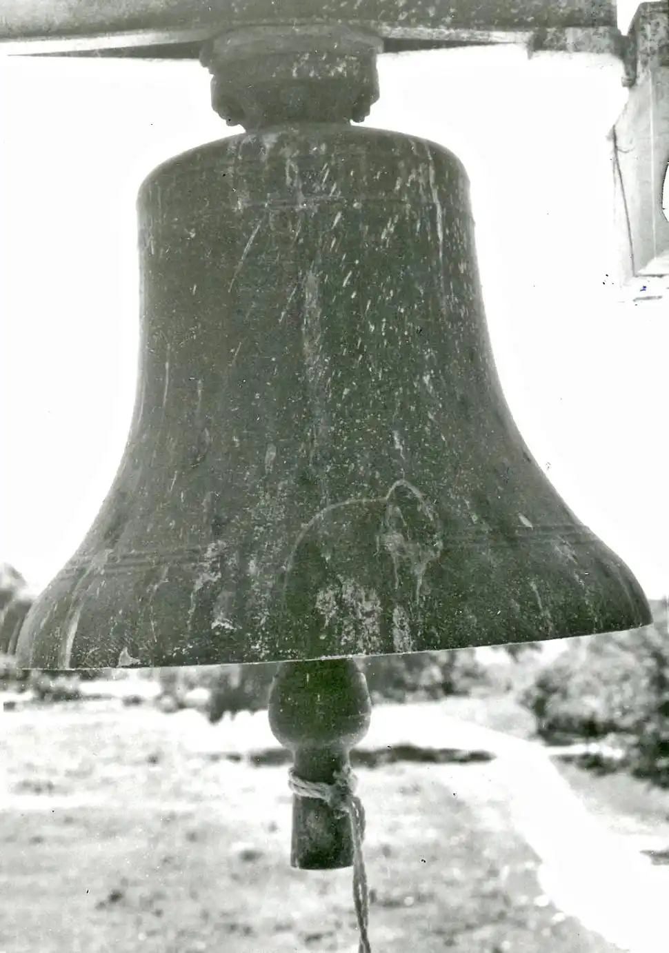 MOMENTO FELIZ. La campana del ingenio habrá repicado con fuerza y por largo tiempo para anunciar la gran noticia de aquel 1926.  