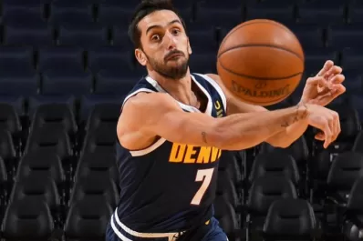 Campazzo aún intenta adaptarse a la NBA